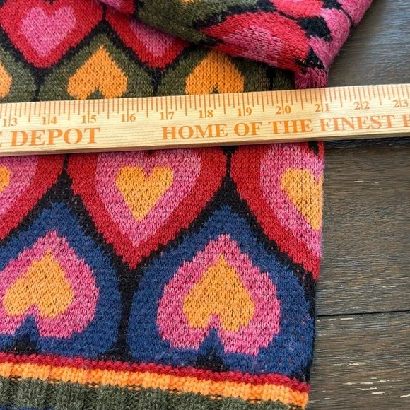 Farm Rio Colorful Heart Pattern Sweater Size Large - Picture 7 of 11